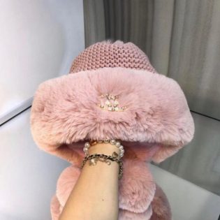 Chanel Fashion Winter Women Fluffy Fur Cap