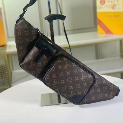Louis Vuitton Christopher Bumbag Casual Style Unisex Crossbody Style