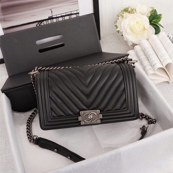 Chanel Le Boy Handbag - Chain Bag Black