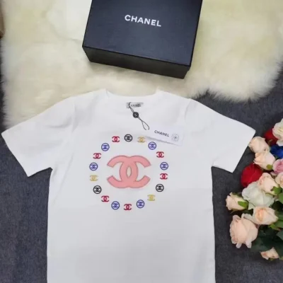 Chanel T-Shirt With Half Sleevs