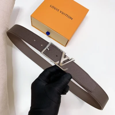 Louis Vuitton Burgundy Leather Reversible Belt